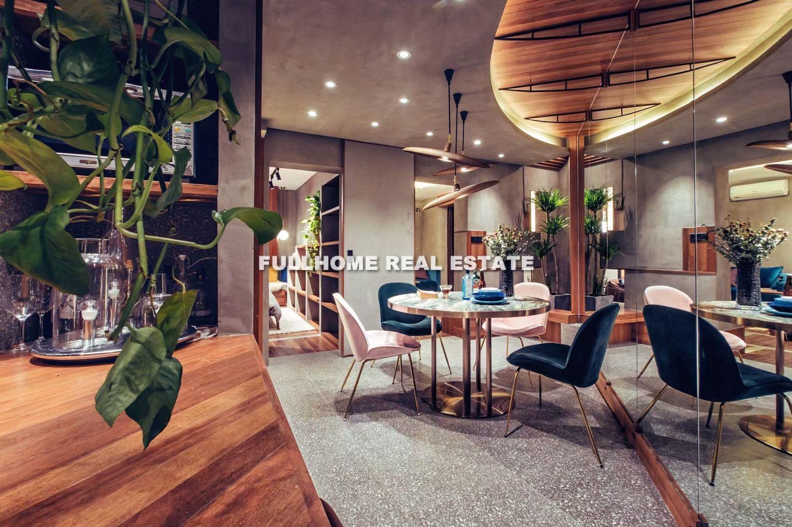 Lane 1-500 Middle Huaihai Road Old House - 1 bedroom apartment in Shanghai, Downtown, Downtown