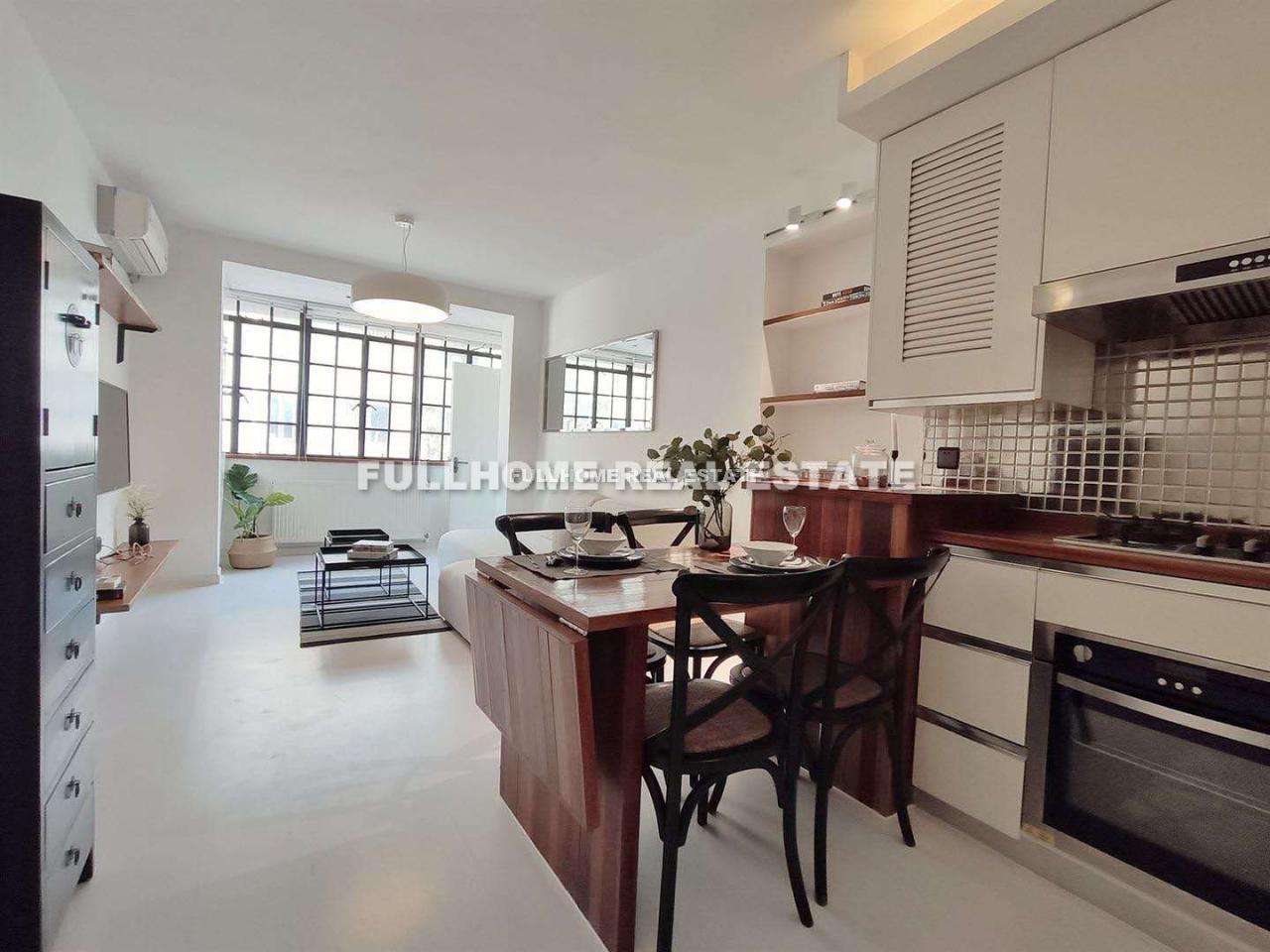 Lane 600-1000 South Jianguo Road Old House - 2 bedroom apartment in Shanghai, FFC, Downtown