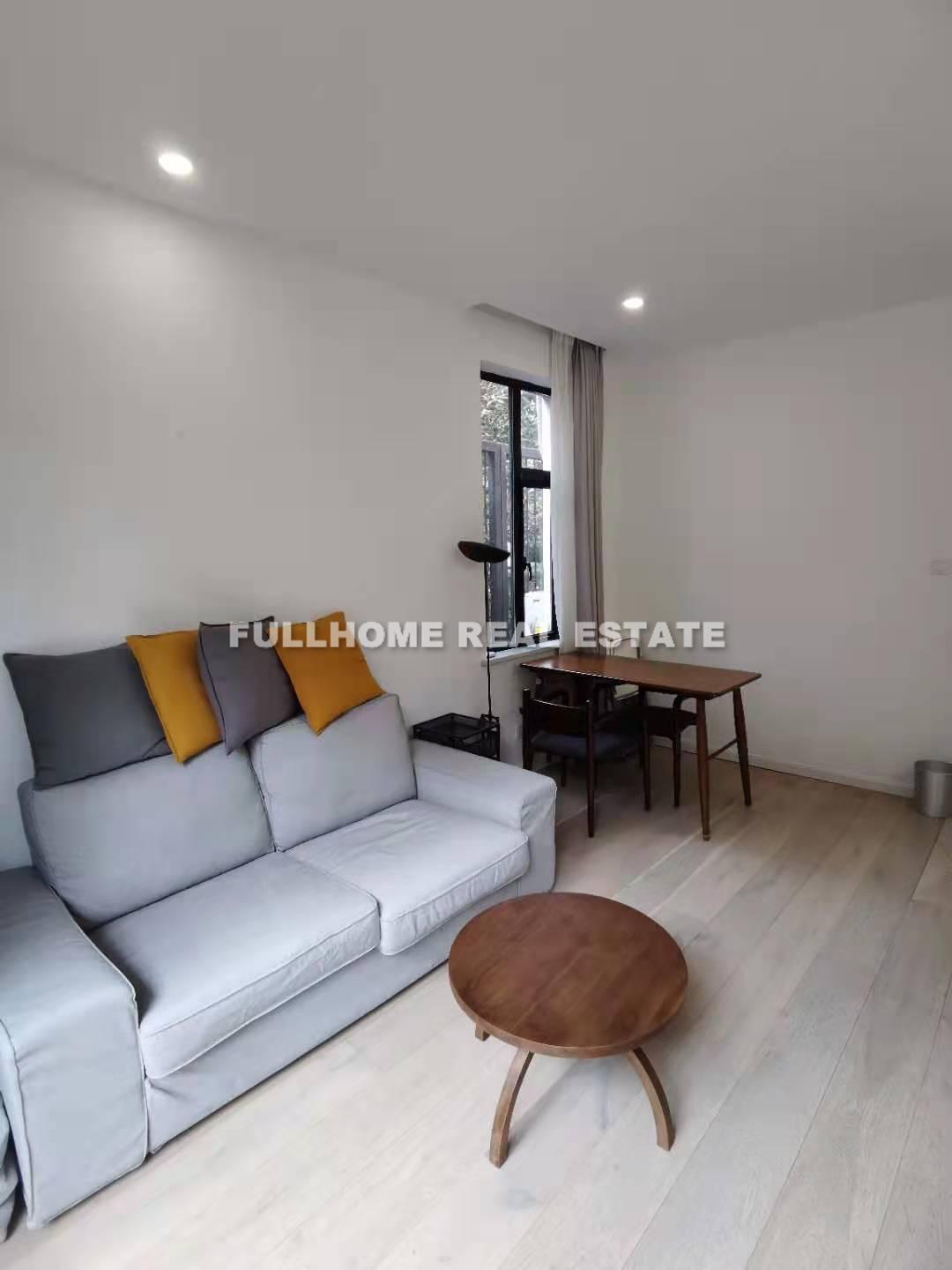 Lane 201-400 West Jianguo Road Old House  - 1 bedroom apartment in Shanghai, FFC, Downtown