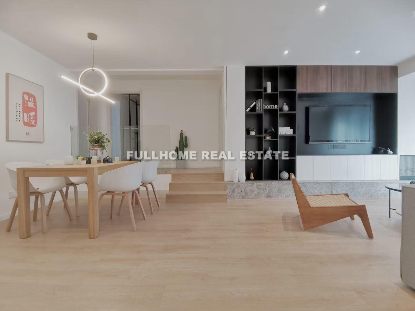 Dang Dai Xin Hua - 4 bedroom apartment in Shanghai, FFC, Downtown