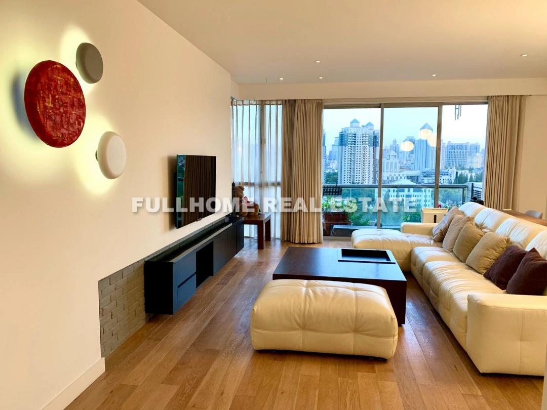 Similar property: Chevalier Place, 3 bedrooms, 260 sqm in Shanghai