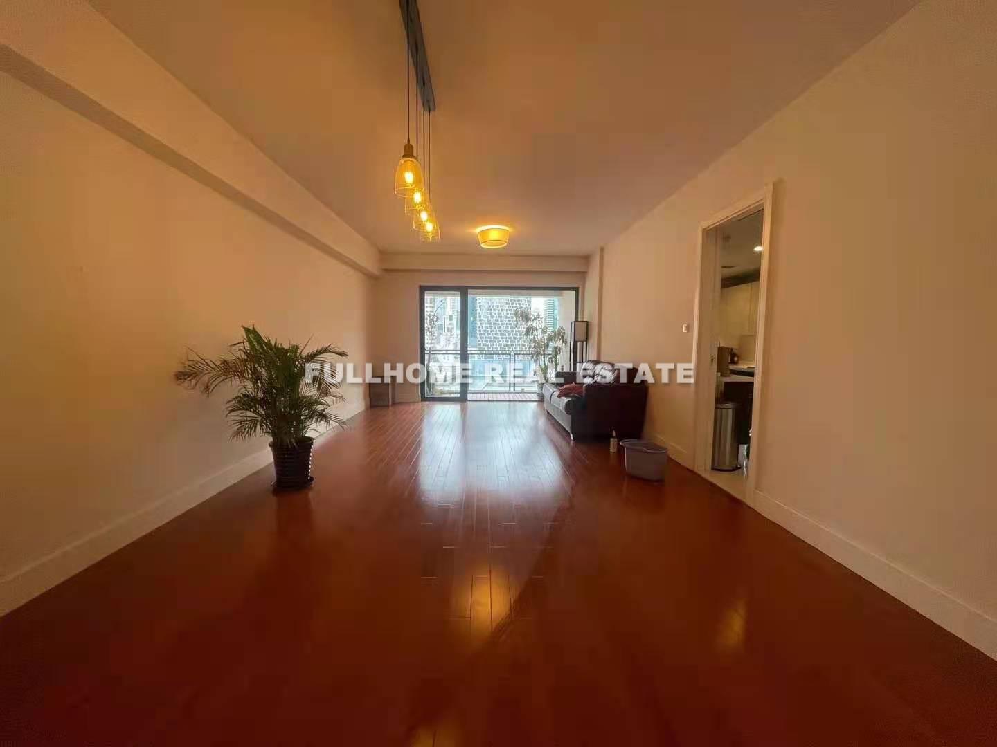 Casa Lakeville - 3 bedroom apartment in Shanghai, Xintiandi, Downtown
