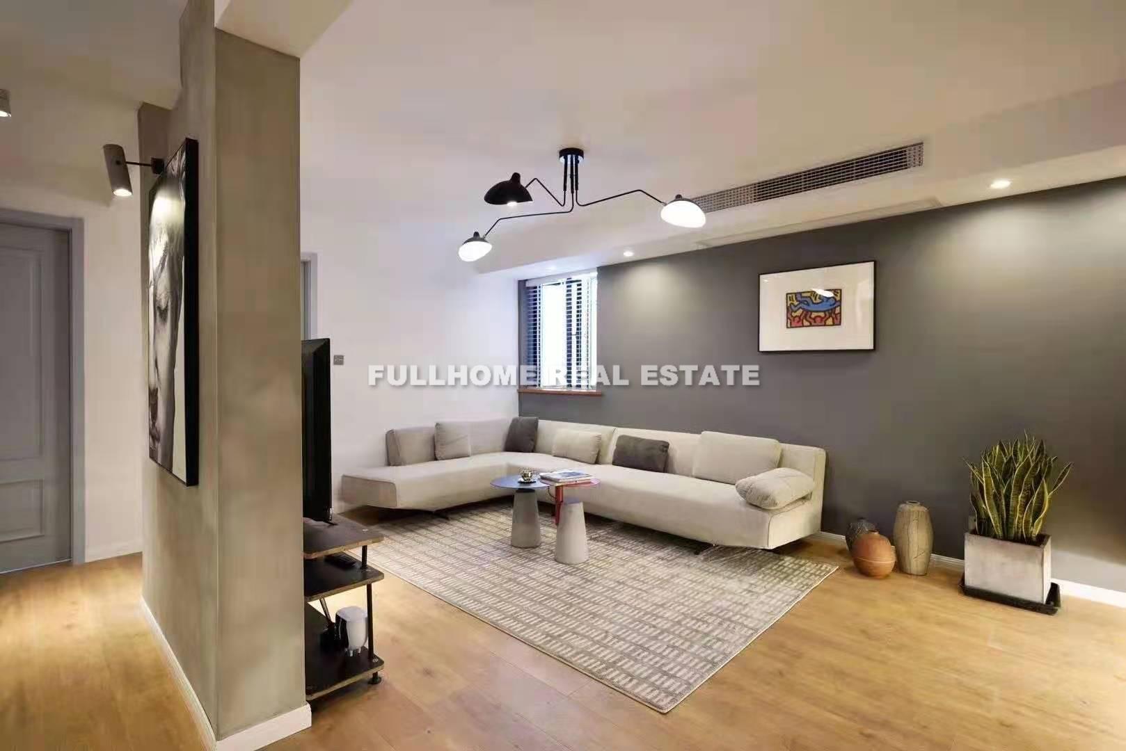 Same compound: Lianye Apartment, 2 bedrooms in Shanghai