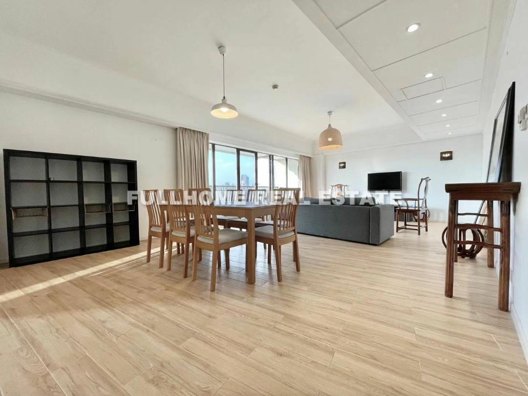 Forty One Hengshan Lu / 41 Hengshan Lu - 3 bedroom apartment in Shanghai, Xujiahui, Downtown