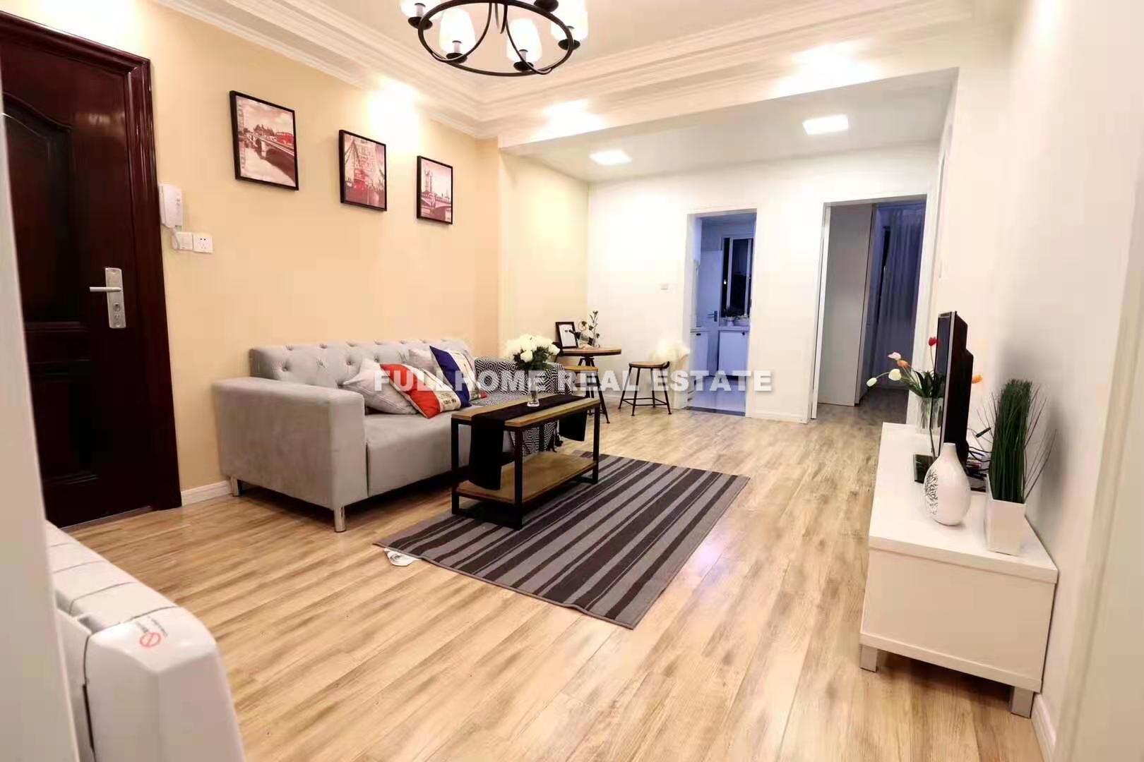 Same compound: Yun Hua Apartment, 3 bedrooms in Shanghai
