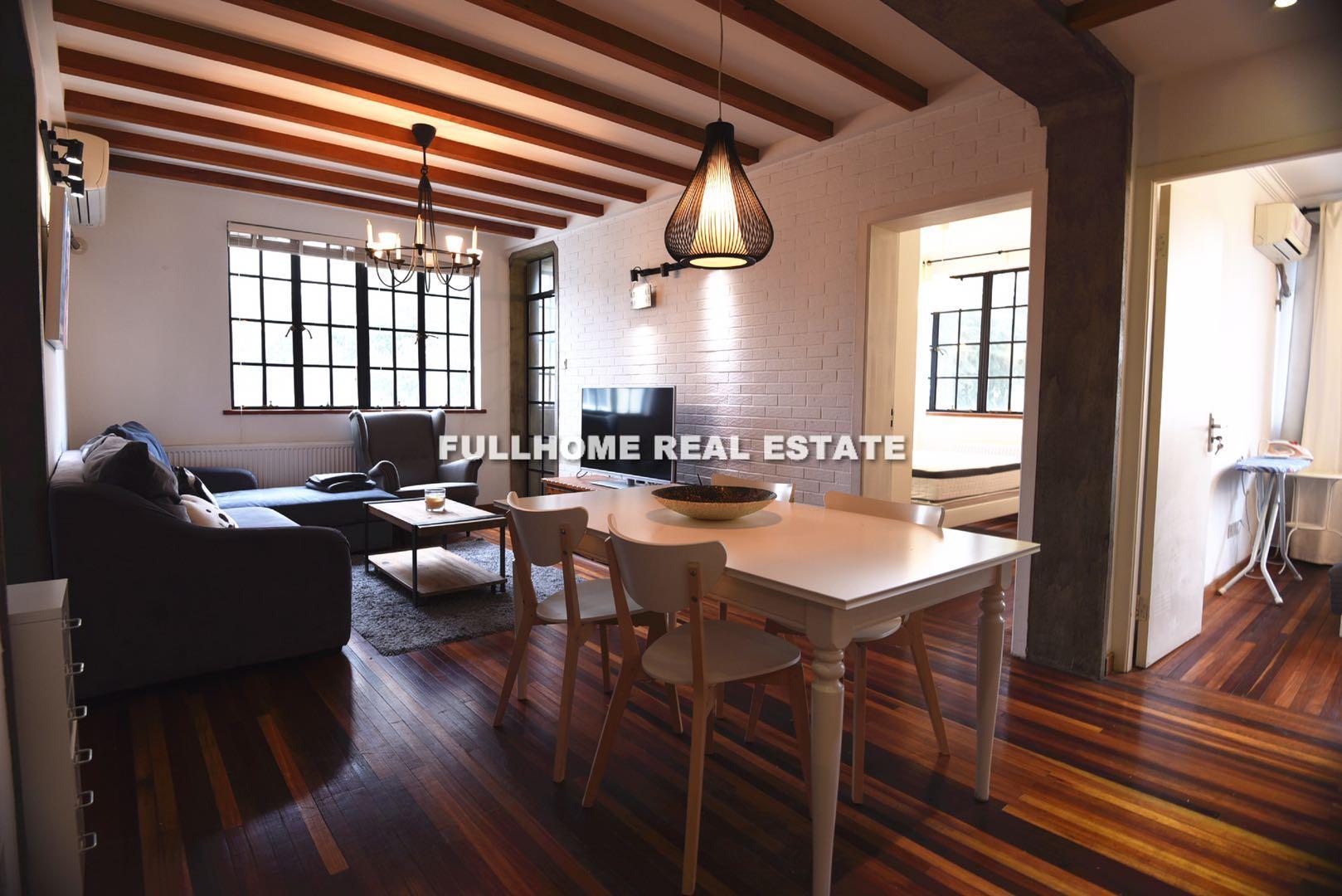 Lane 1-500 Xingguo Road Old House - 3 bedroom apartment in Shanghai, Downtown, Downtown