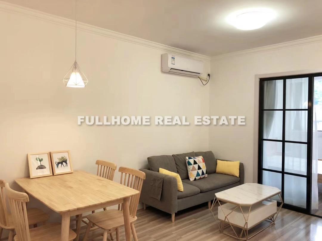 Lane1-500 Tianping Road Old House - 1 bedroom apartment in Shanghai, Xujiahui, Downtown