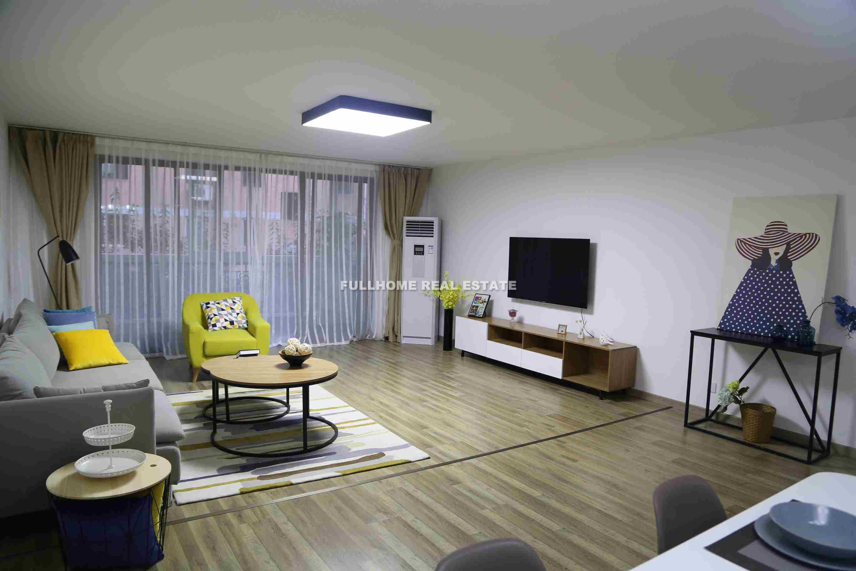 Same compound: Hua Guang Garden , 2 bedrooms in Shanghai