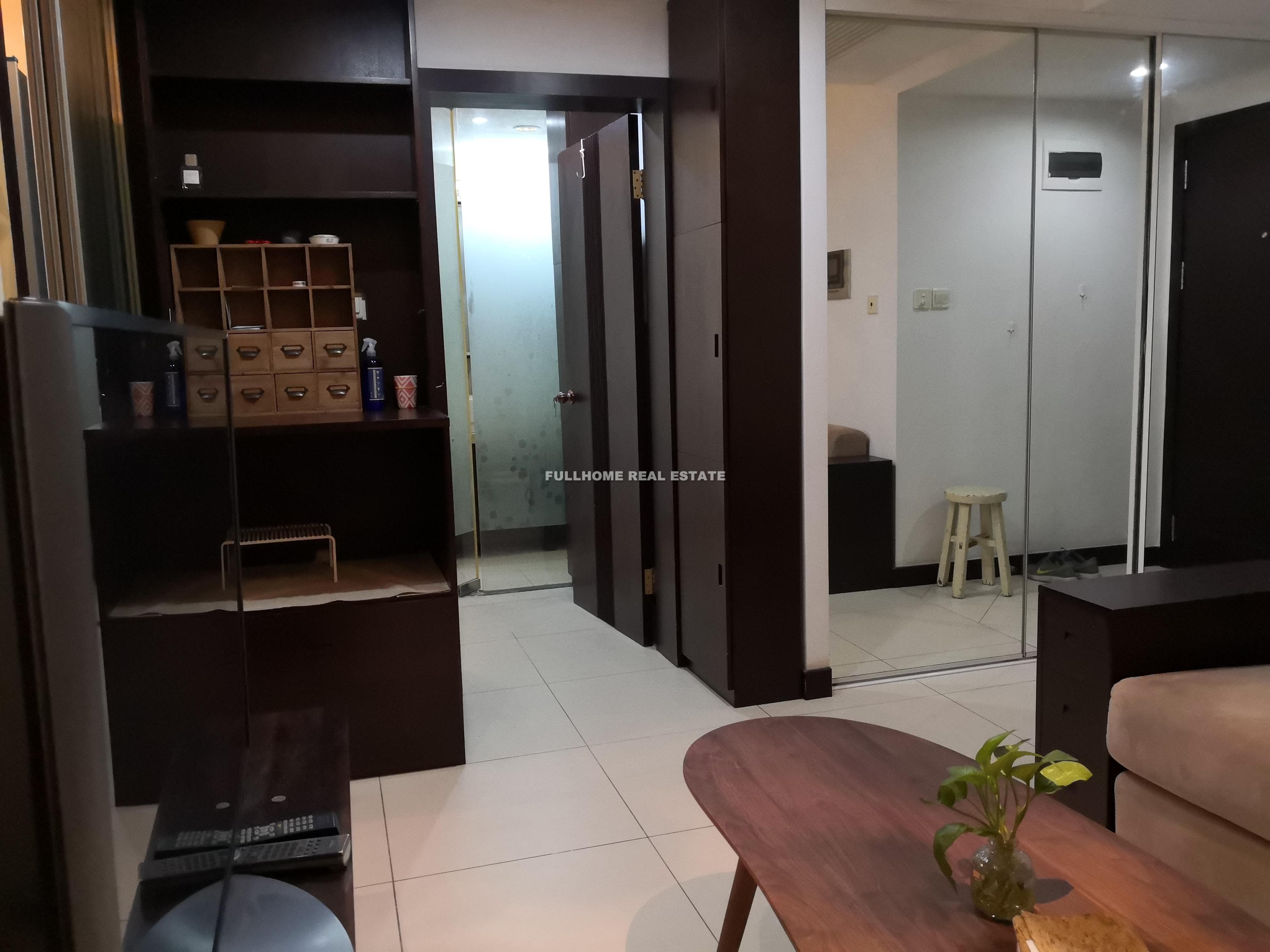 Top Of City - 1 bedroom apartment in Shanghai, People Square, Downtown