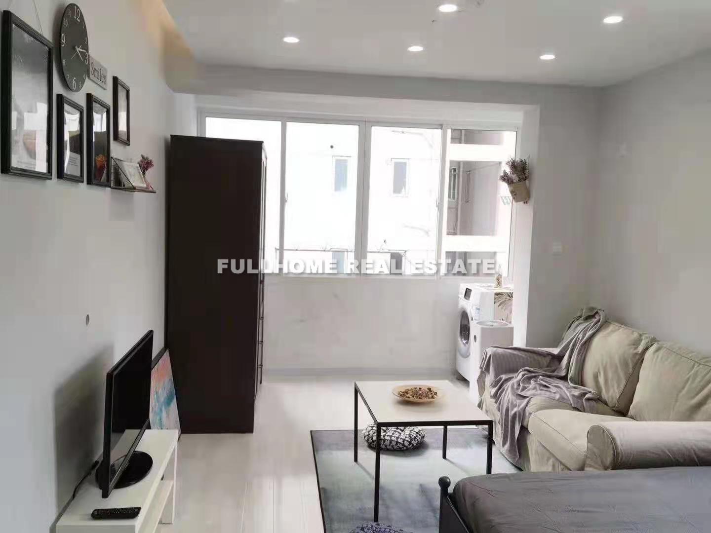 Similar property: Lane1-500 Tianping Road Old House, 1 bedrooms, 35 sqm in Shanghai