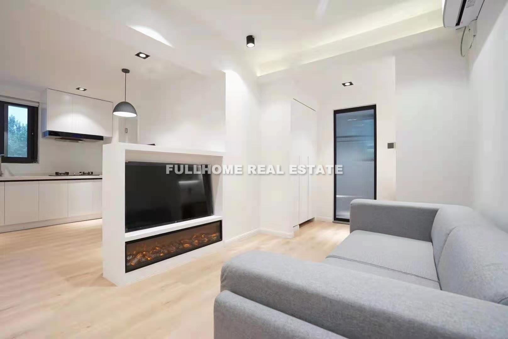 Lane 401-800 Changle Road Old House	 - 2 bedroom apartment in Shanghai, Jing An, Downtown