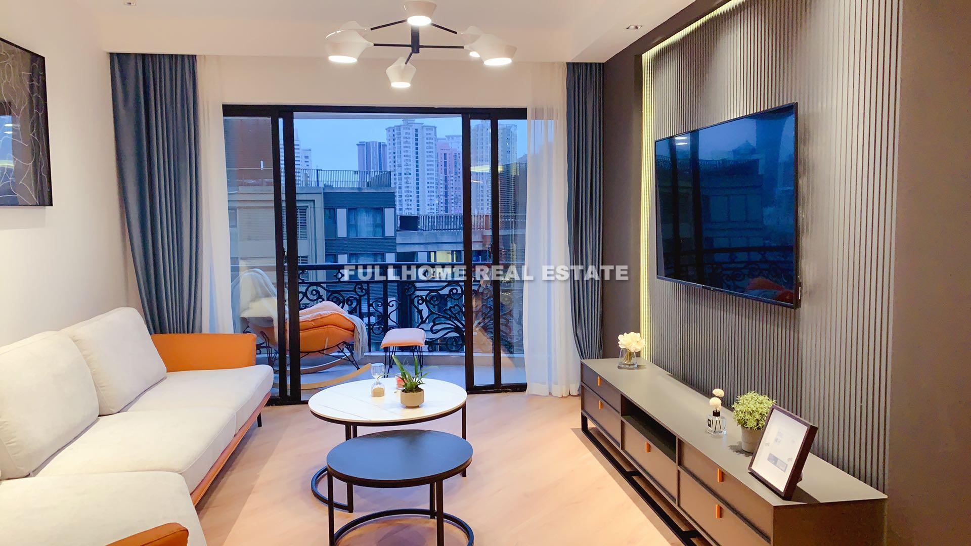 Chez Moi - 3 bedroom apartment in Shanghai, Jing An, Downtown
