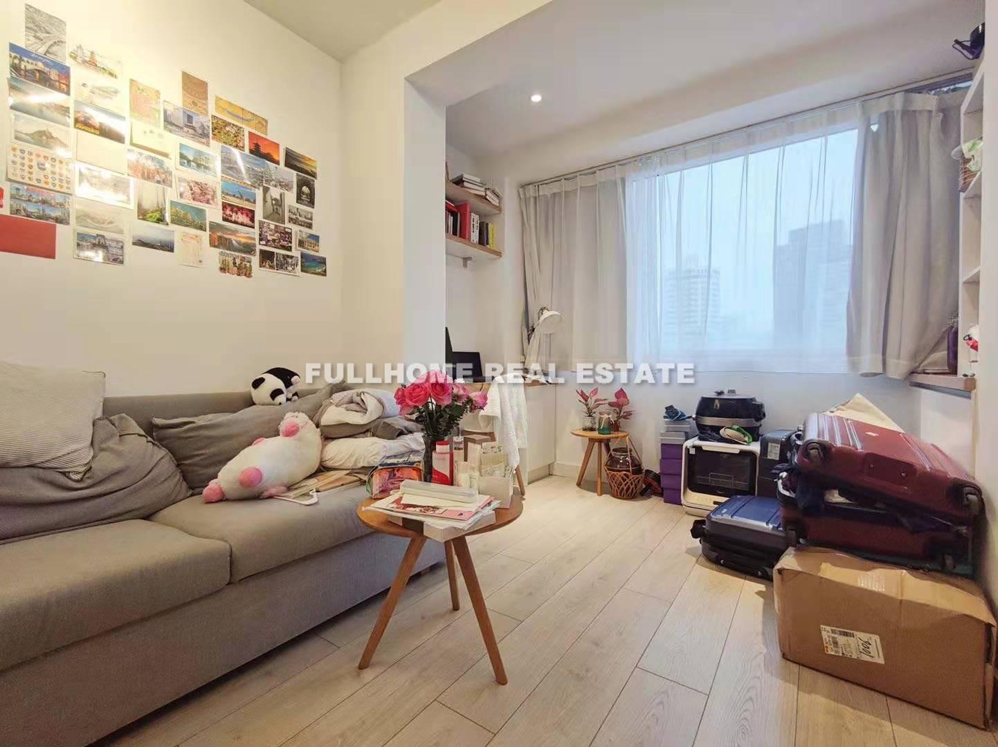 Huai Hai Mansion - 1 bedroom apartment in Shanghai, People Square, Downtown