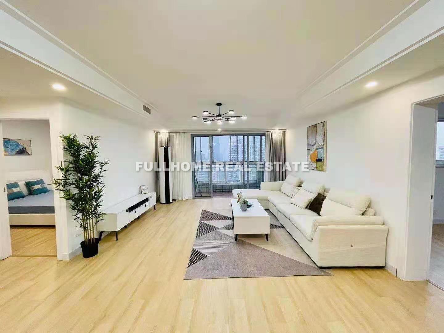 HuiCui Garden - 4 bedroom apartment in Shanghai, Xujiahui, Downtown