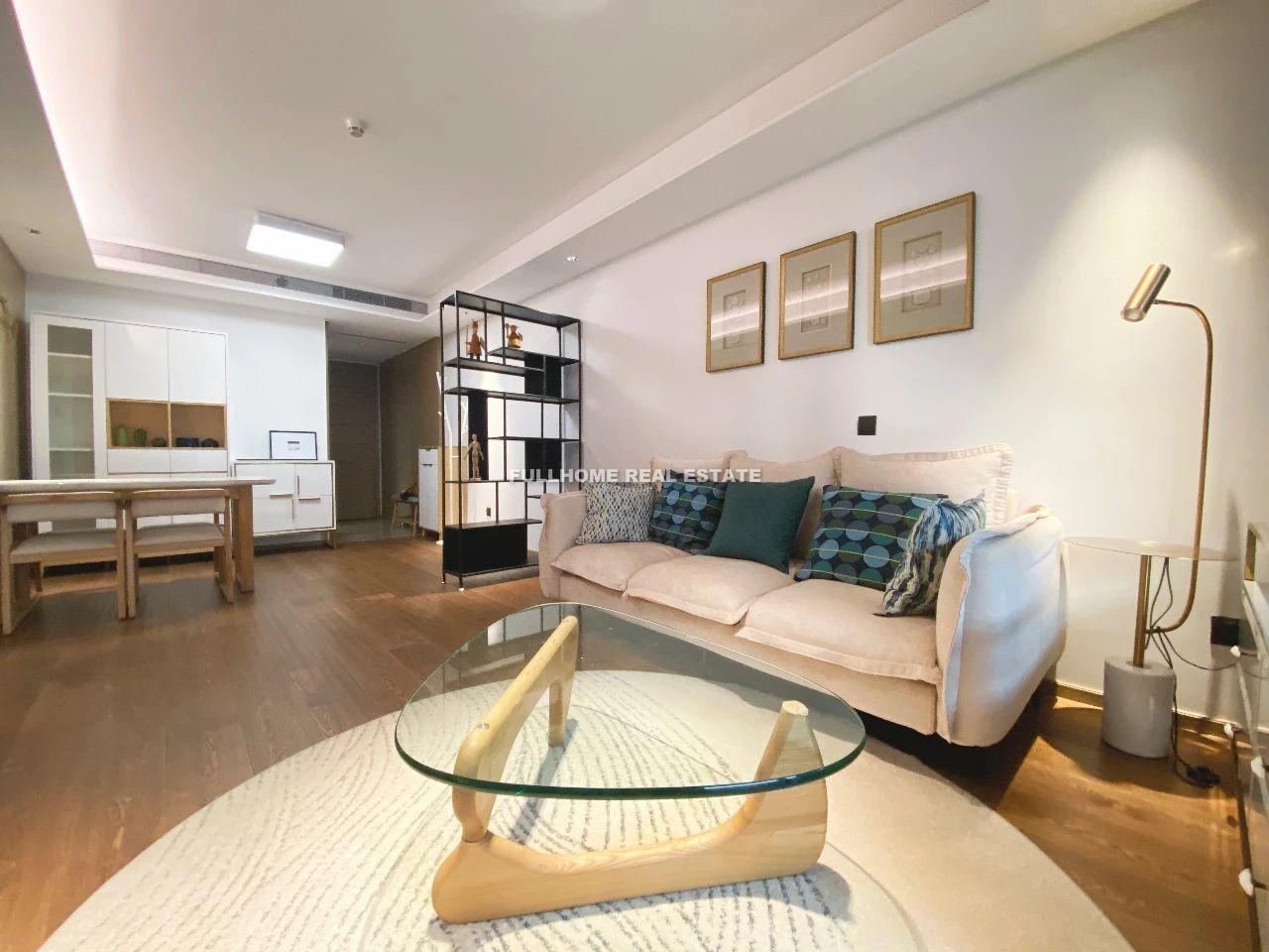 Same compound: Peninsula Phase III, 2 bedrooms in Shenzhen