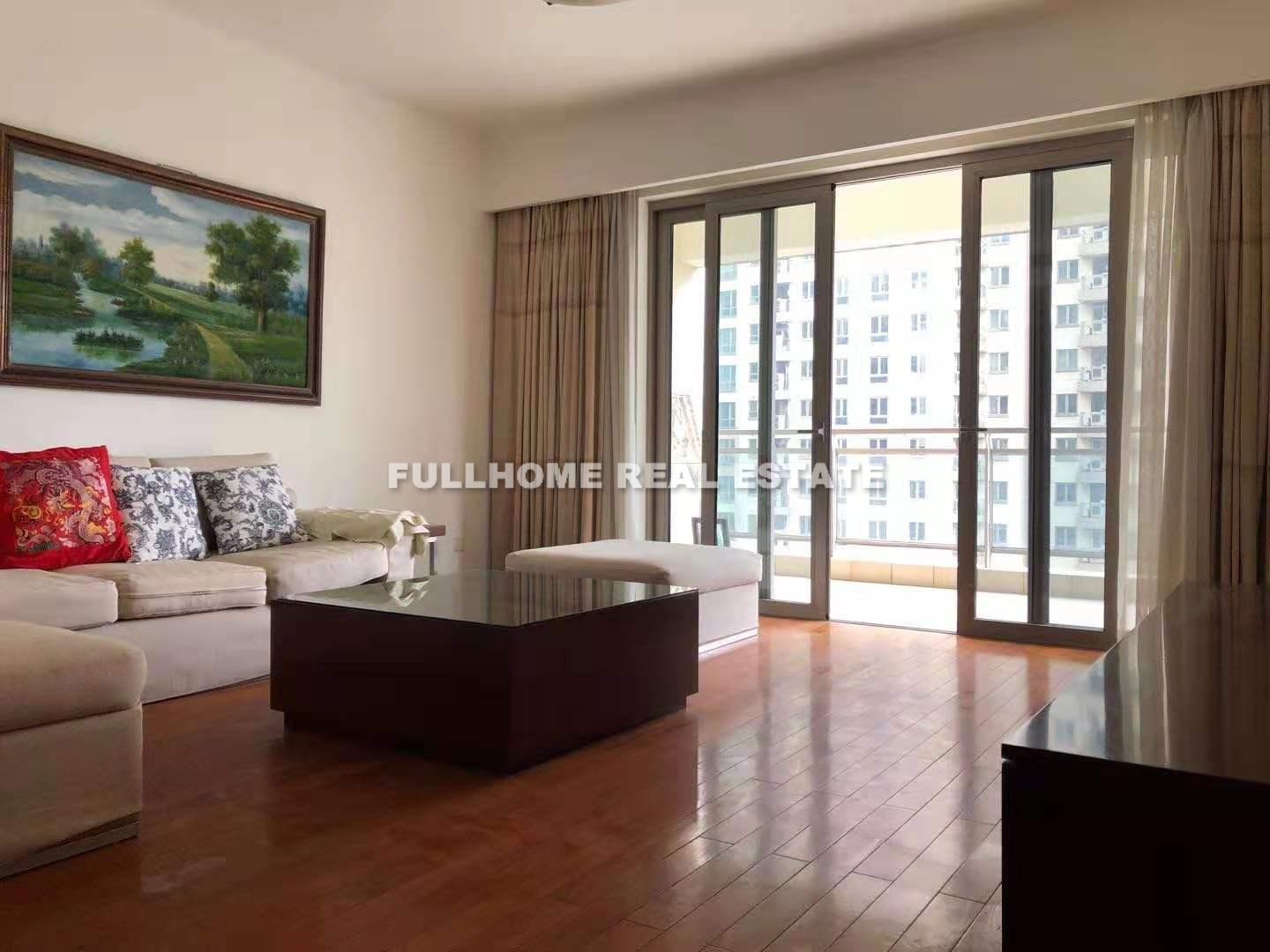 Yanlord Town - 4 bedroom apartment in Shanghai, Century Park and Lianyang, Pudong