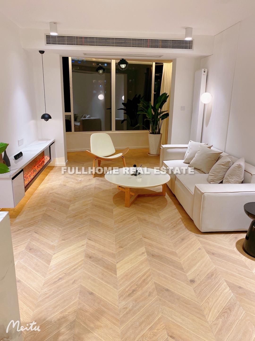 First Block - 3 bedroom apartment in Shanghai, Jing An, Downtown