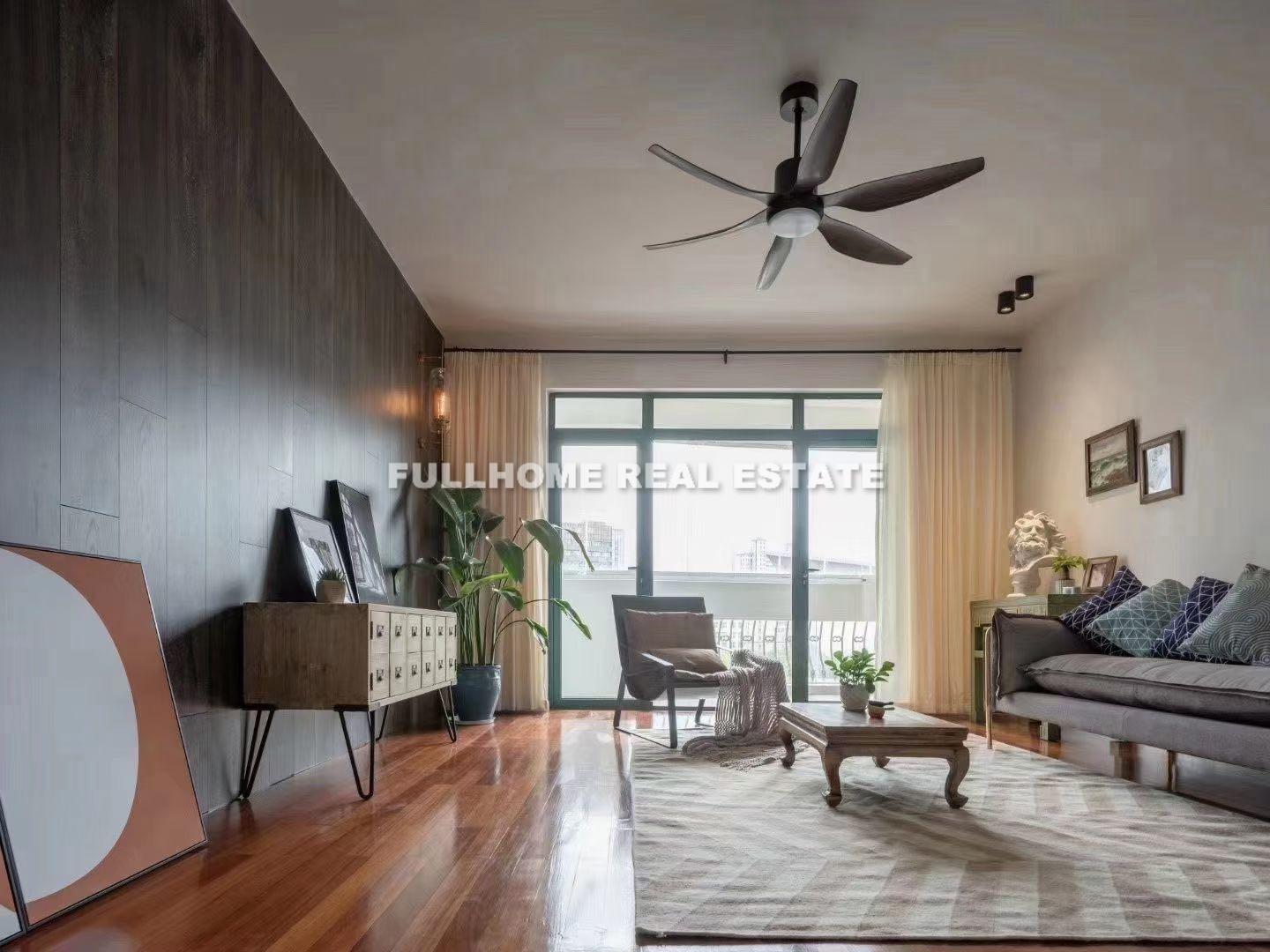 Same compound: The Century Garden, 3 bedrooms in Shanghai
