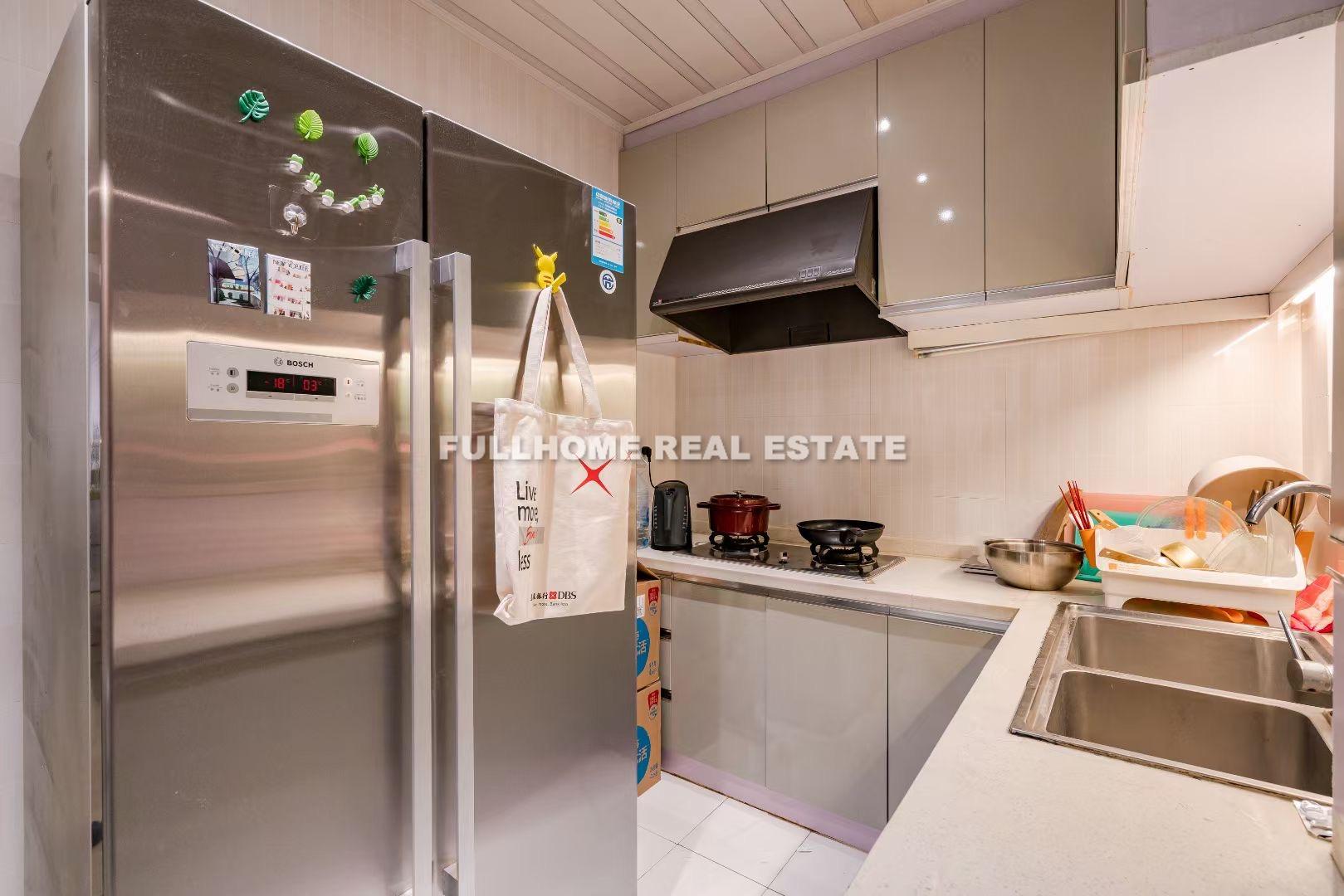 Lane 1-300 East Zhaohua Old House - Interior view 2, Shanghai rental property