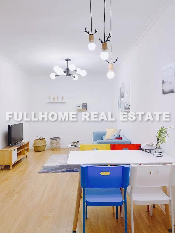 Changfeng Apartment - 4 bedroom apartment in Shanghai, Downtown, Downtown