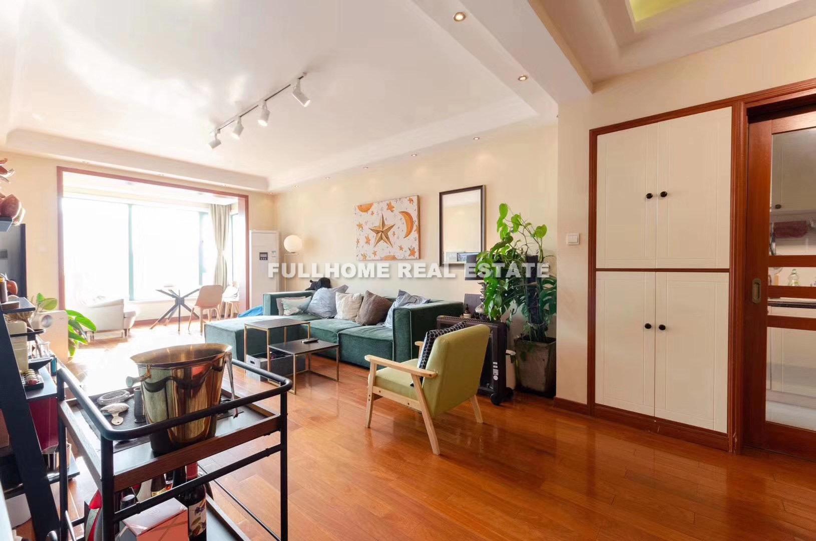 Xujiahui Garden - 2 bedroom apartment in Shanghai, Xujiahui, Downtown
