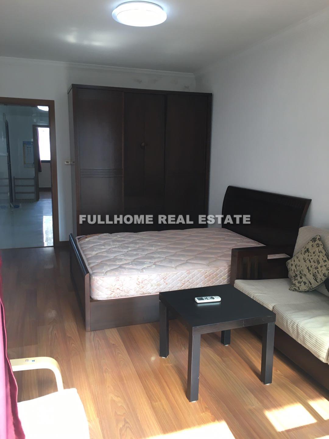 Lane1-500 Tianping Road Old House - 2 bedroom apartment in Shanghai, Xujiahui, Downtown