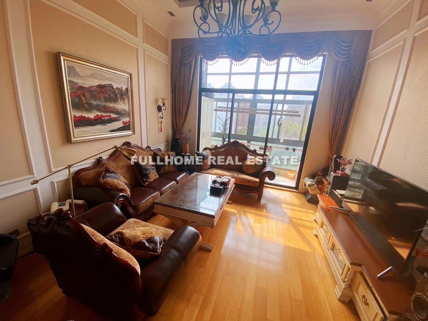 The 9th City - 4 bedroom apartment in Shanghai, Jingqiao Green City, Pudong