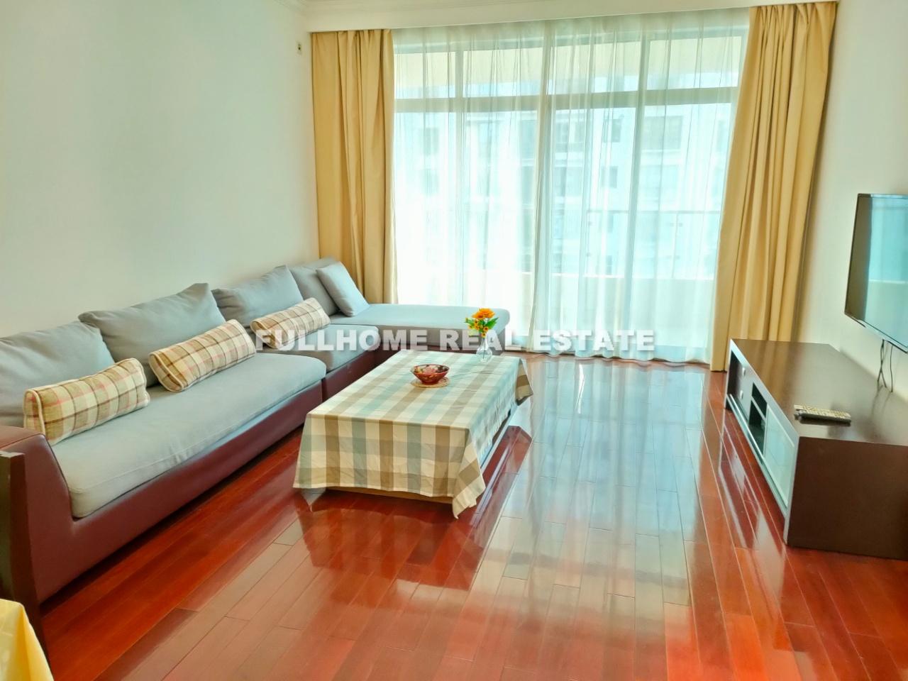 Top Of City - 2 bedroom apartment in Shanghai, People Square, Downtown