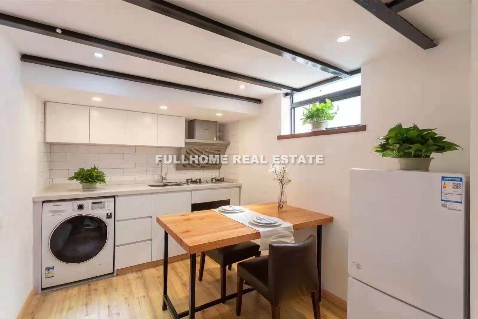 Lane 200-500 South Xiang Yang Road Old House - Interior view 3, Shanghai rental property