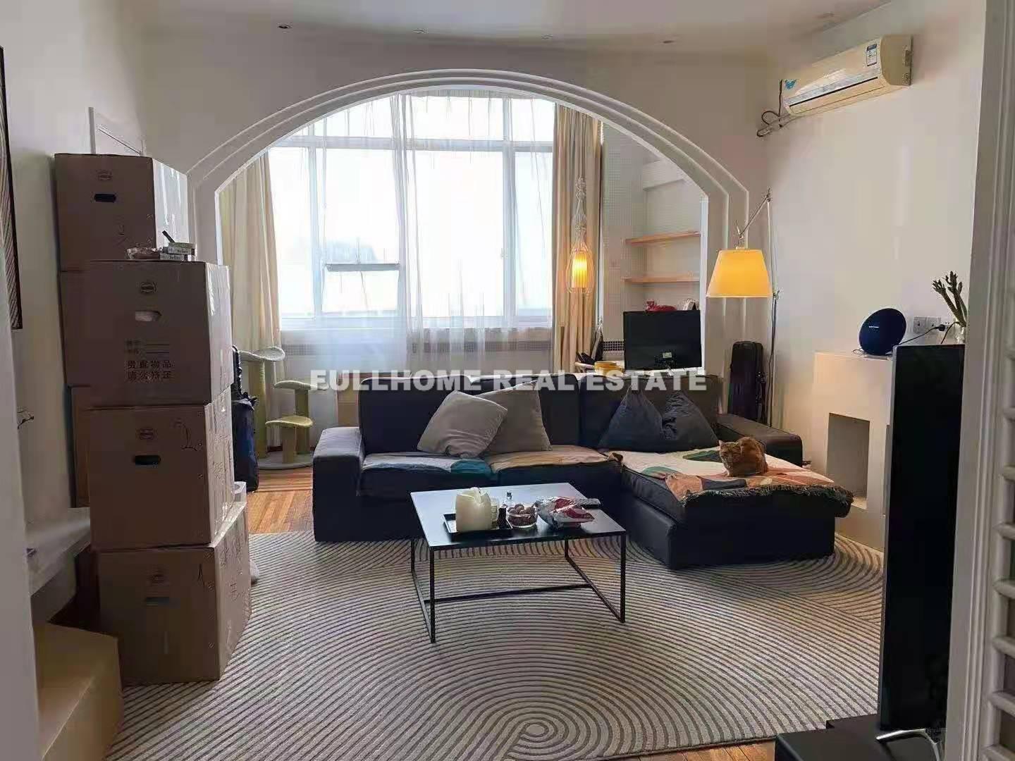 Lane 501-1000 Middle Huaihai Road Old House - 2 bedroom apartment in Shanghai, Downtown, Downtown