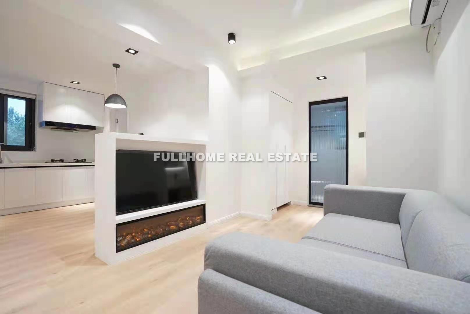 Lane 401-800 Changle Road Old House	 - 2 bedroom apartment in Shanghai, Jing An, Downtown