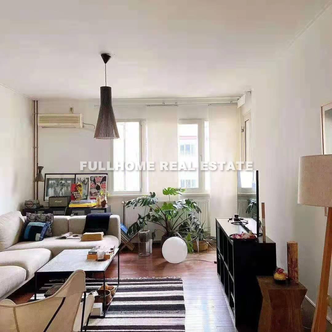 Lane 1-200 Taian Road Old House - 2 bedroom apartment in Shanghai, Downtown, Downtown