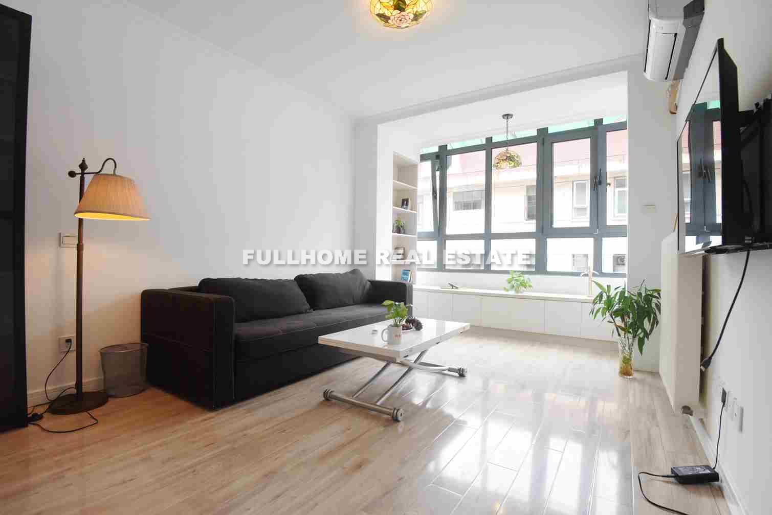 Lane 1-200 Taian Road Old House - 1 bedroom apartment in Shanghai, Downtown, Downtown