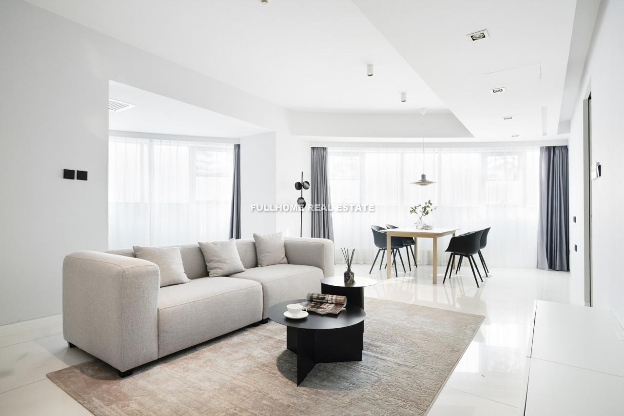 Similar property: Sanlitun SOHO, 3 bedrooms, 195 sqm in Beijing