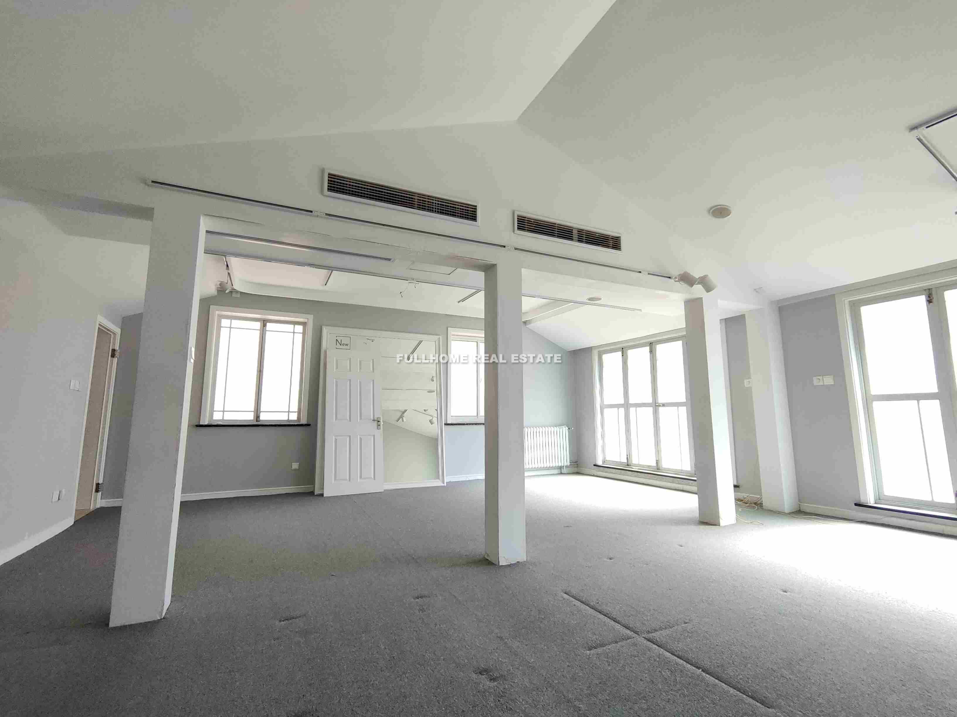 Lane 1-1000 North Shanxi Road Old House - Interior view 12, Shanghai rental property