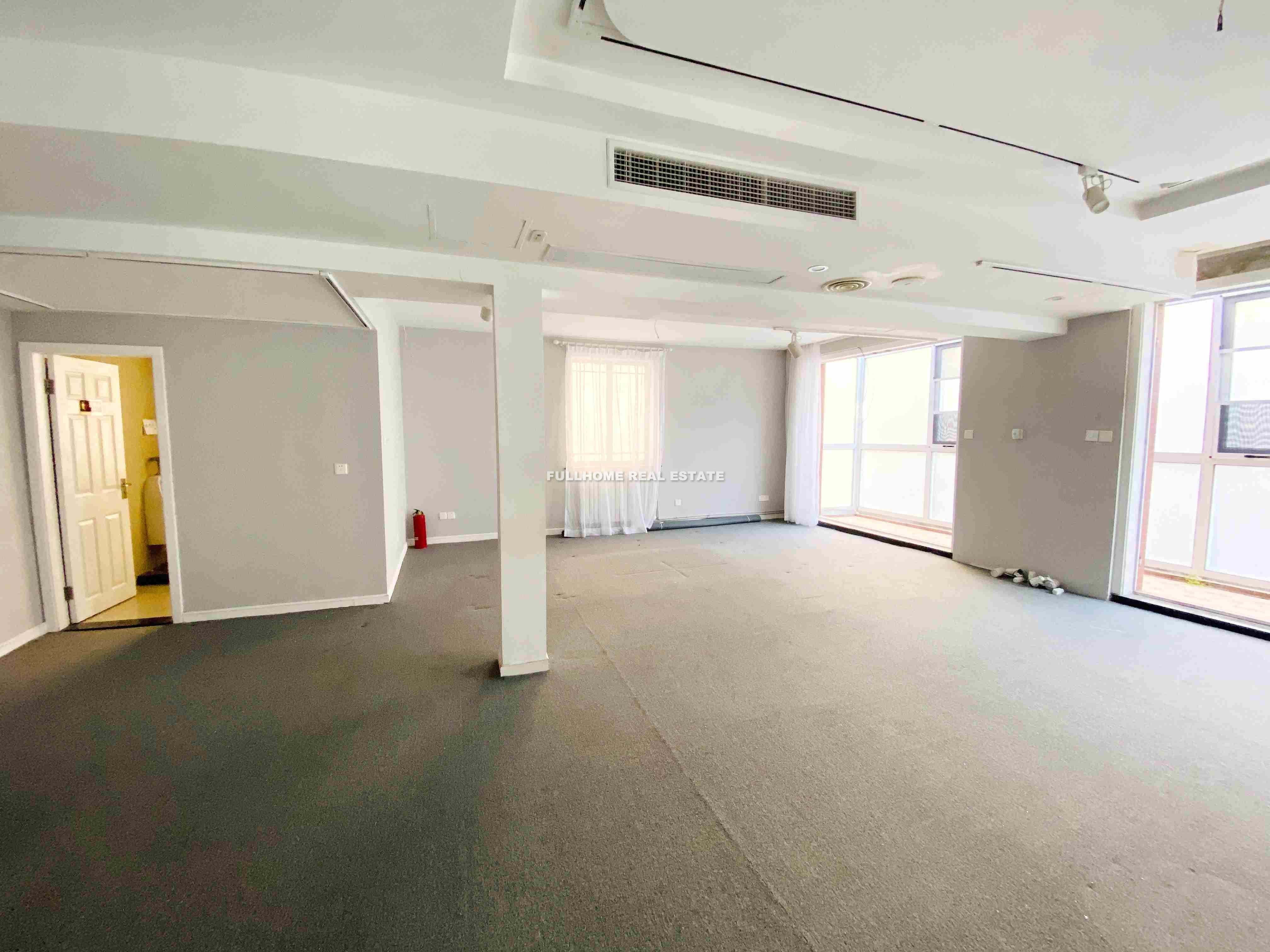 Lane 1-1000 North Shanxi Road Old House - Interior view 10, Shanghai rental property