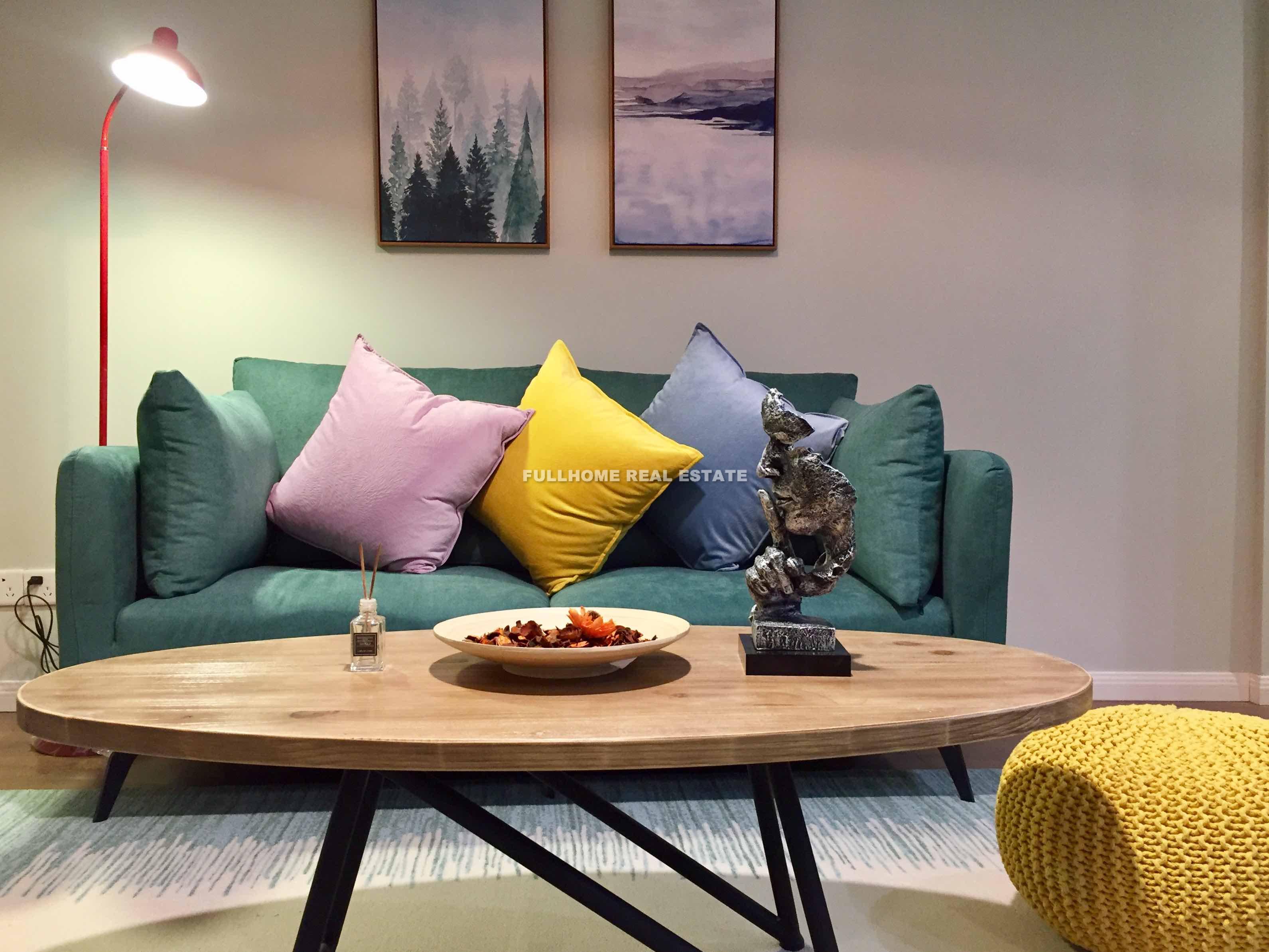Lane 401-800 Changle Road Old House	 - 2 bedroom apartment in Shanghai, Jing An, Downtown