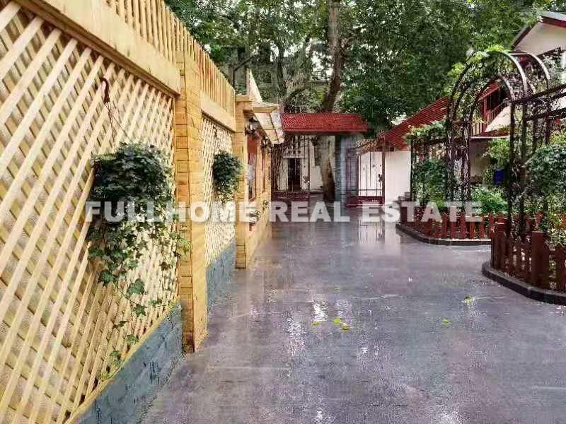 Lane 1-200 Kangping Road Old House	 - Interior view 9, Shanghai rental property