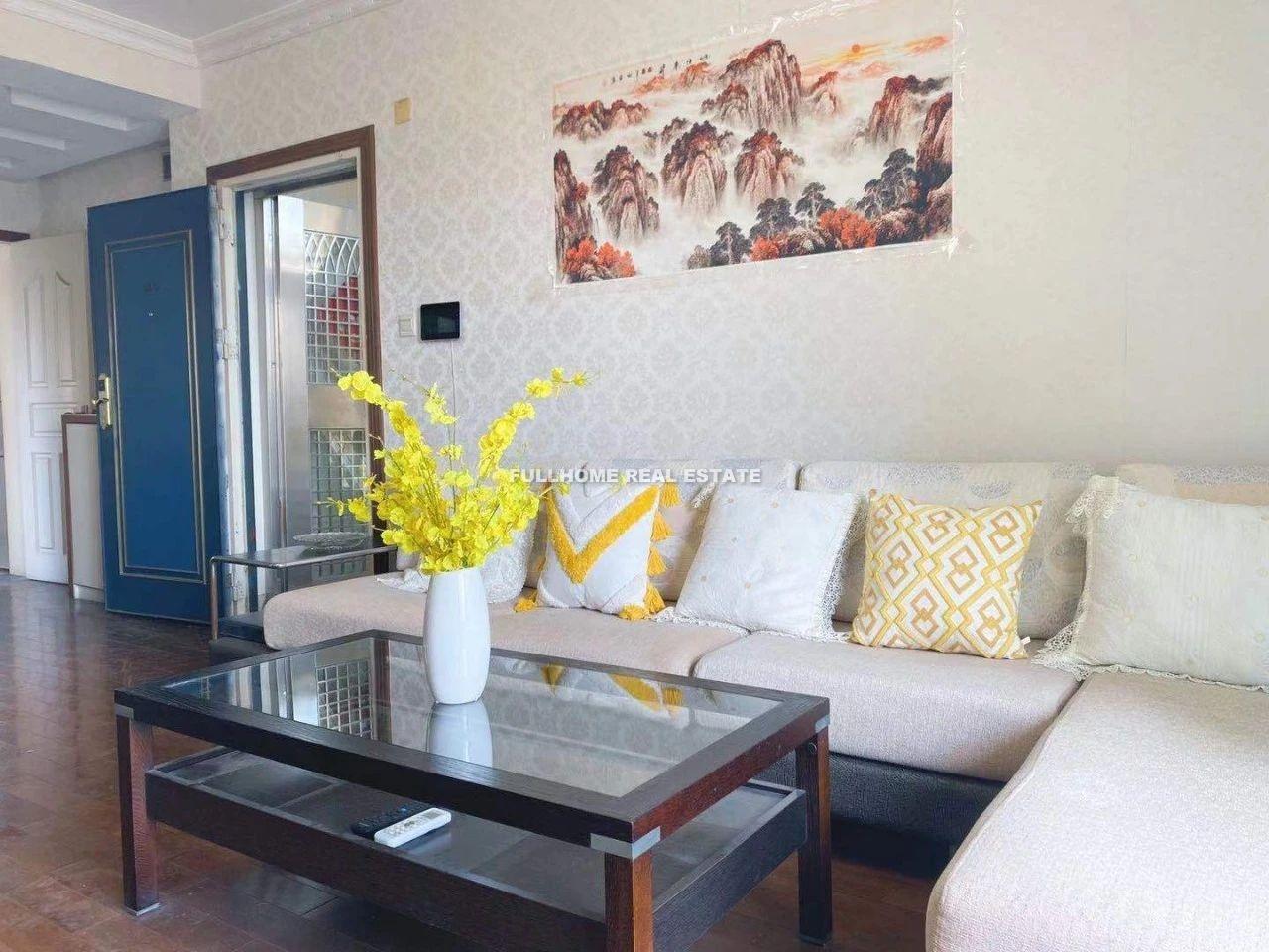 Same compound: French Riviera, 2 bedrooms in Shenzhen