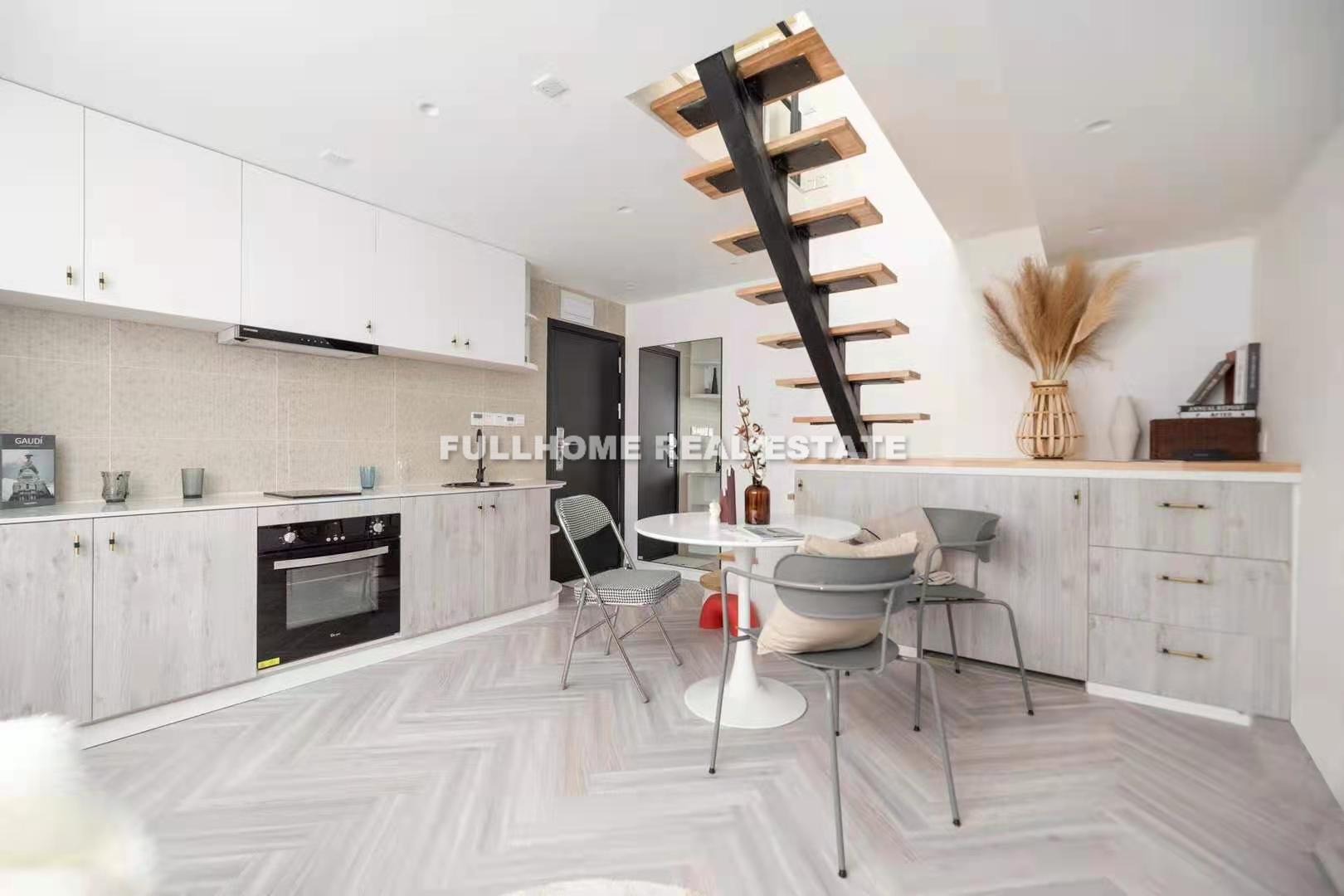 Lane 500-1200 Middle Yanan Road Old House - 1 bedroom apartment in Shanghai, Jing An, Downtown