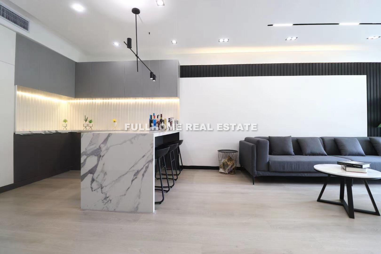 Silver Garden - 2 bedroom apartment in Shanghai, Jing An, Downtown