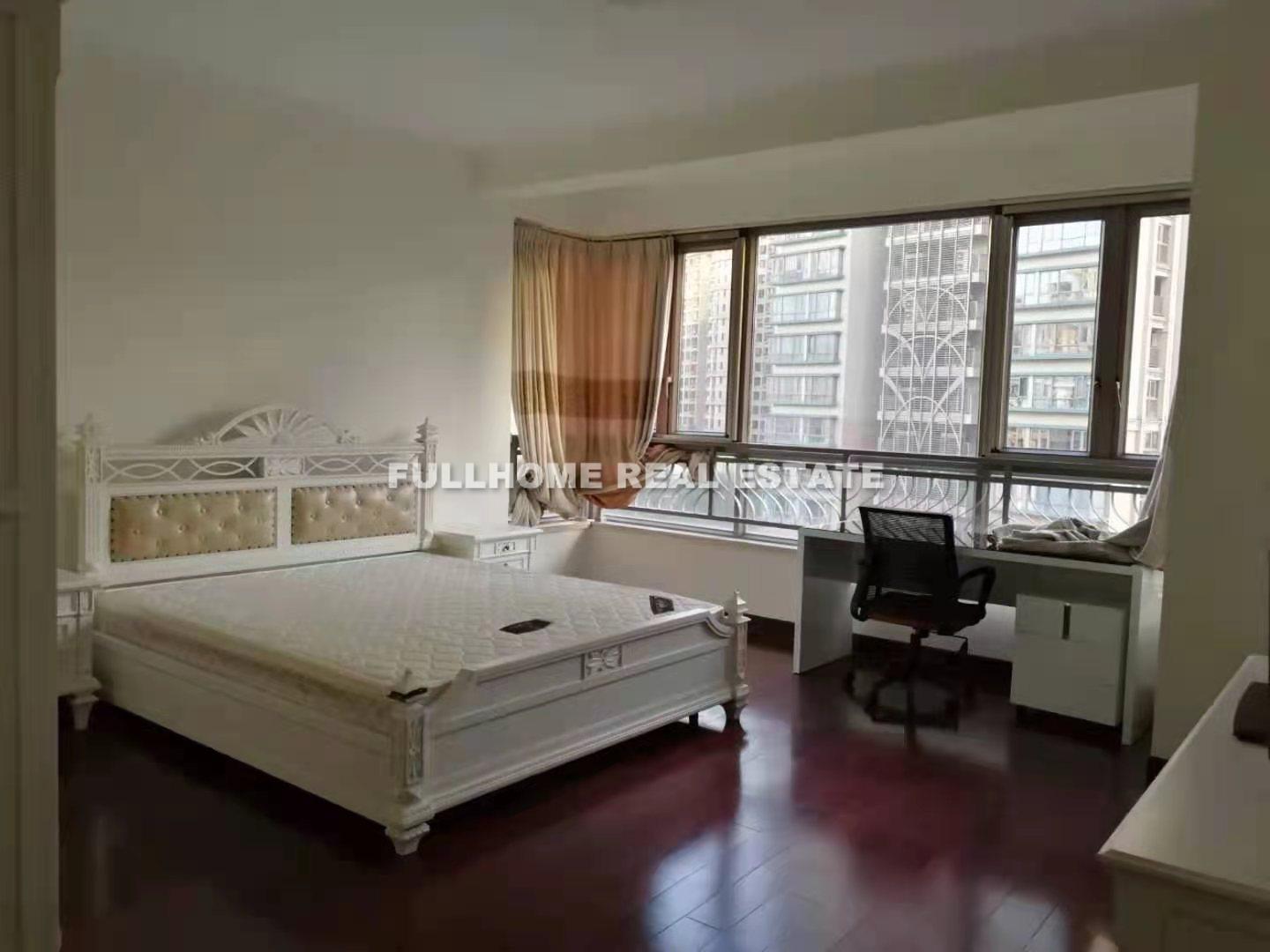 Maison Des Artistes - 4 bedroom apartment in Shanghai, Gubei, Hongqiao
