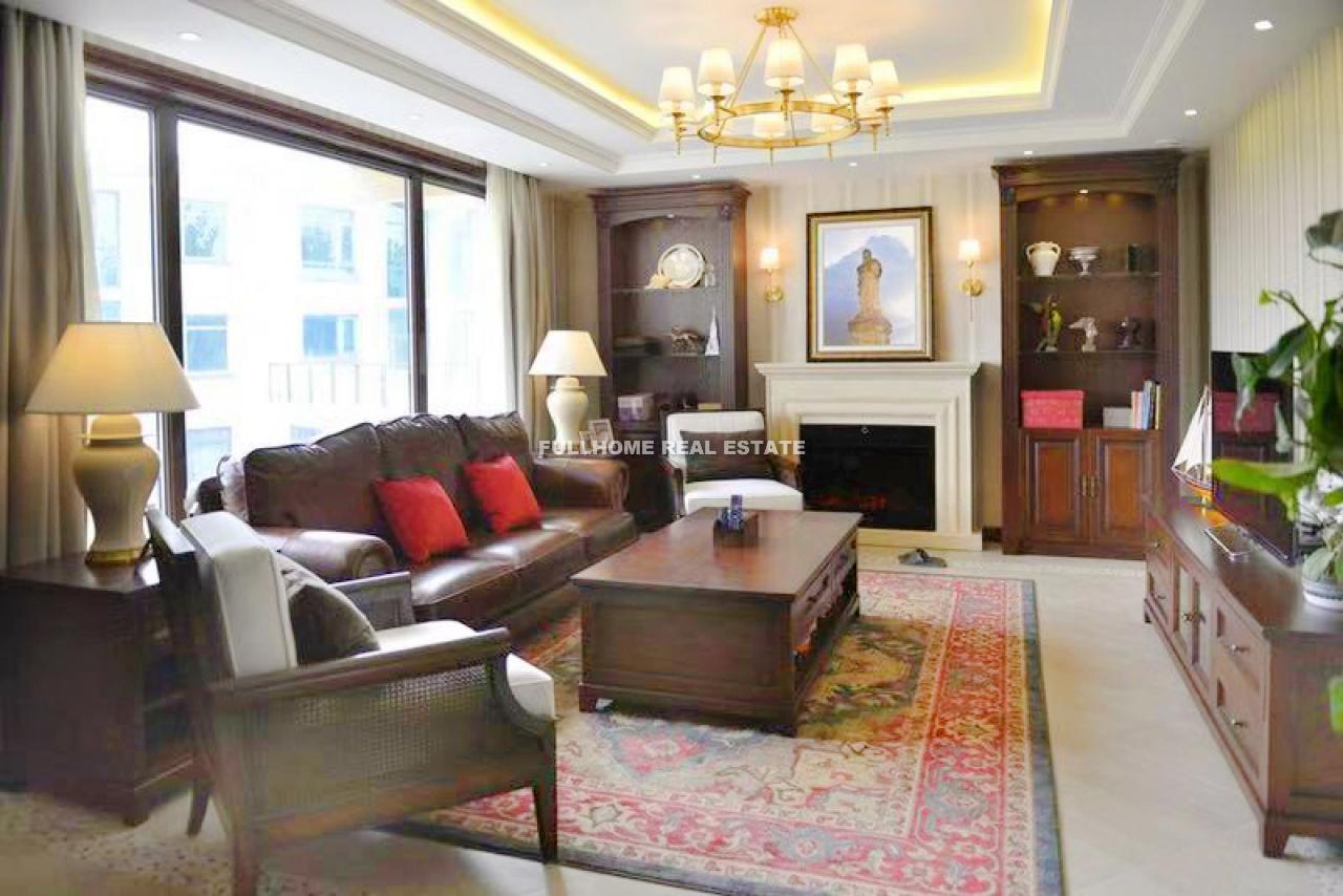 Similar property: Merlin Champagne Town, 4 bedrooms, 350 sqm in Beijing