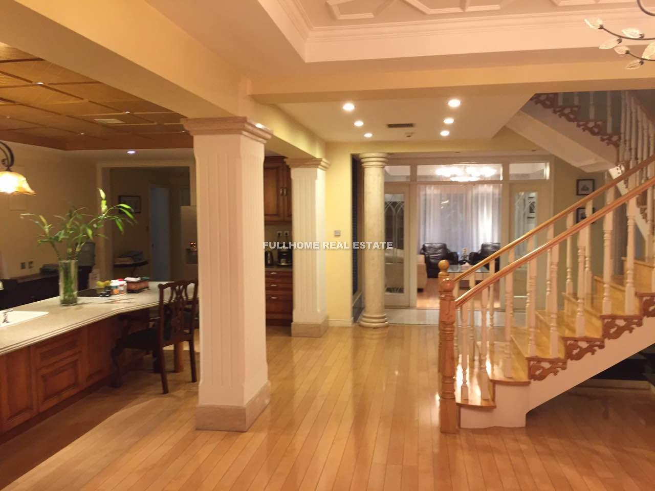 Similar property: Dynasty Garden, 4 bedrooms, 550 sqm in Beijing