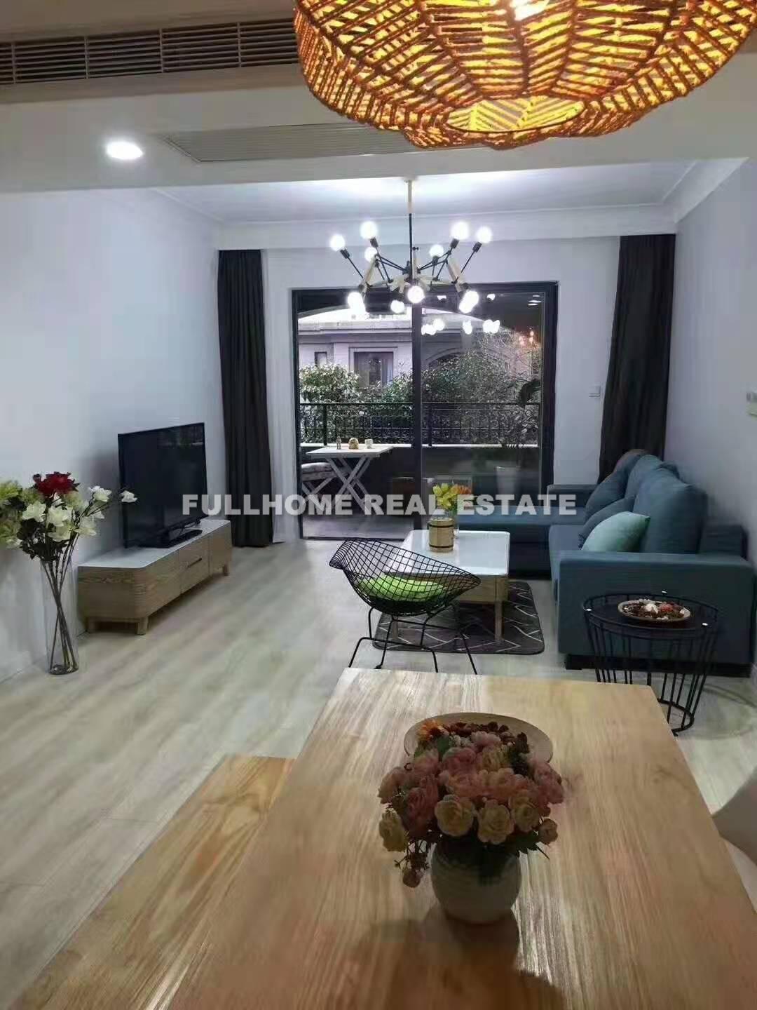 City Castle - 2 bedroom apartment in Shanghai, Jing An, Downtown
