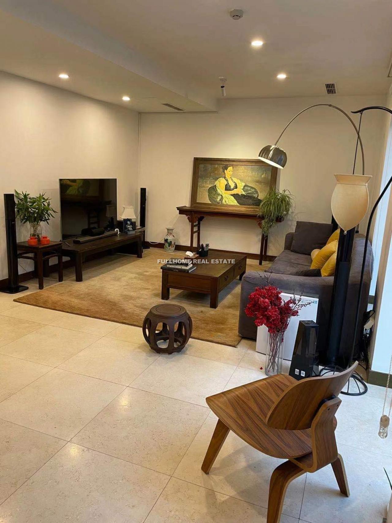 Same compound: Greenland Garden, 3 bedrooms in Beijing