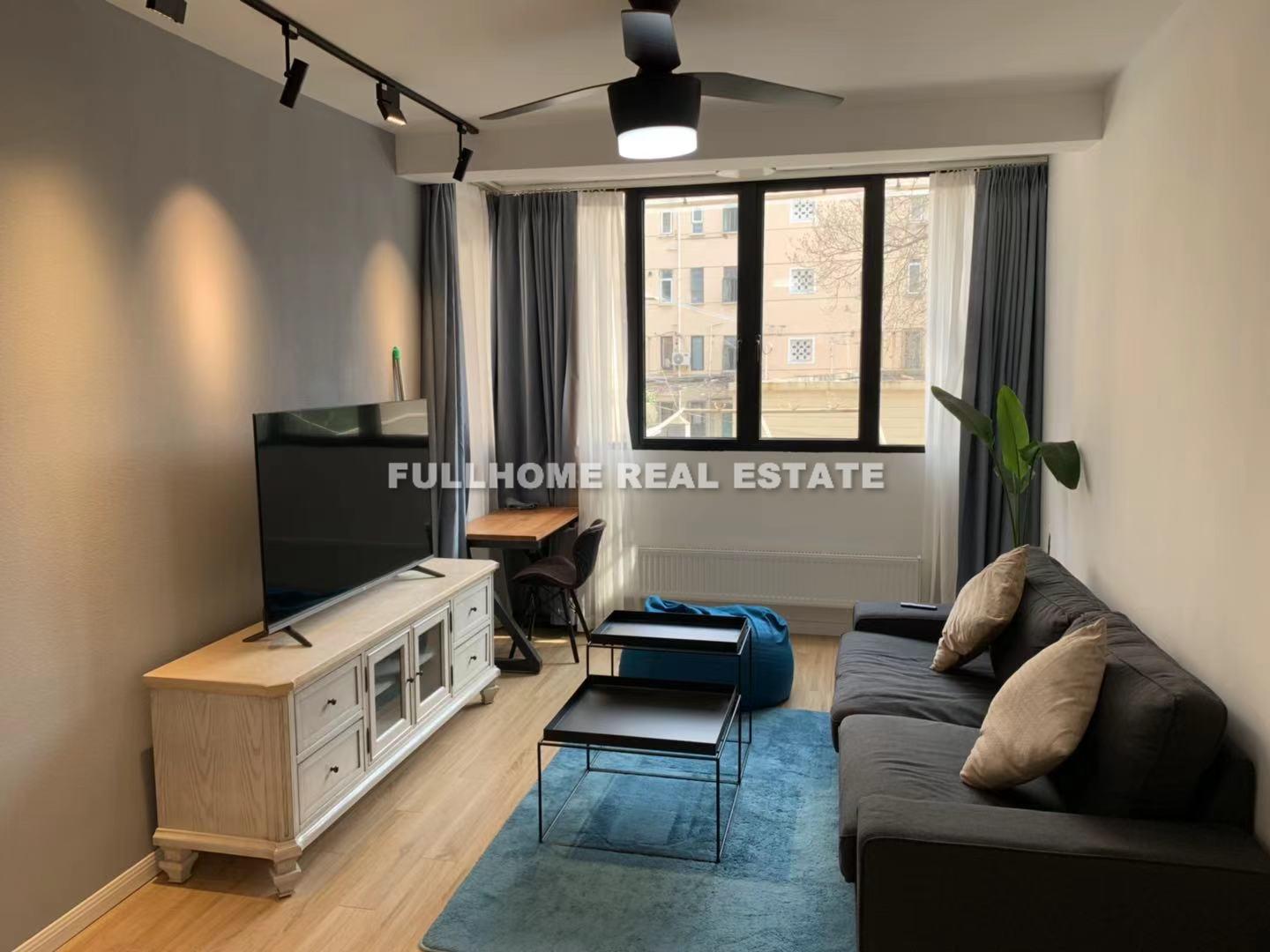 Lane 1-100 Fenyang Road Old House - 1 bedroom apartment in Shanghai, FFC, Downtown