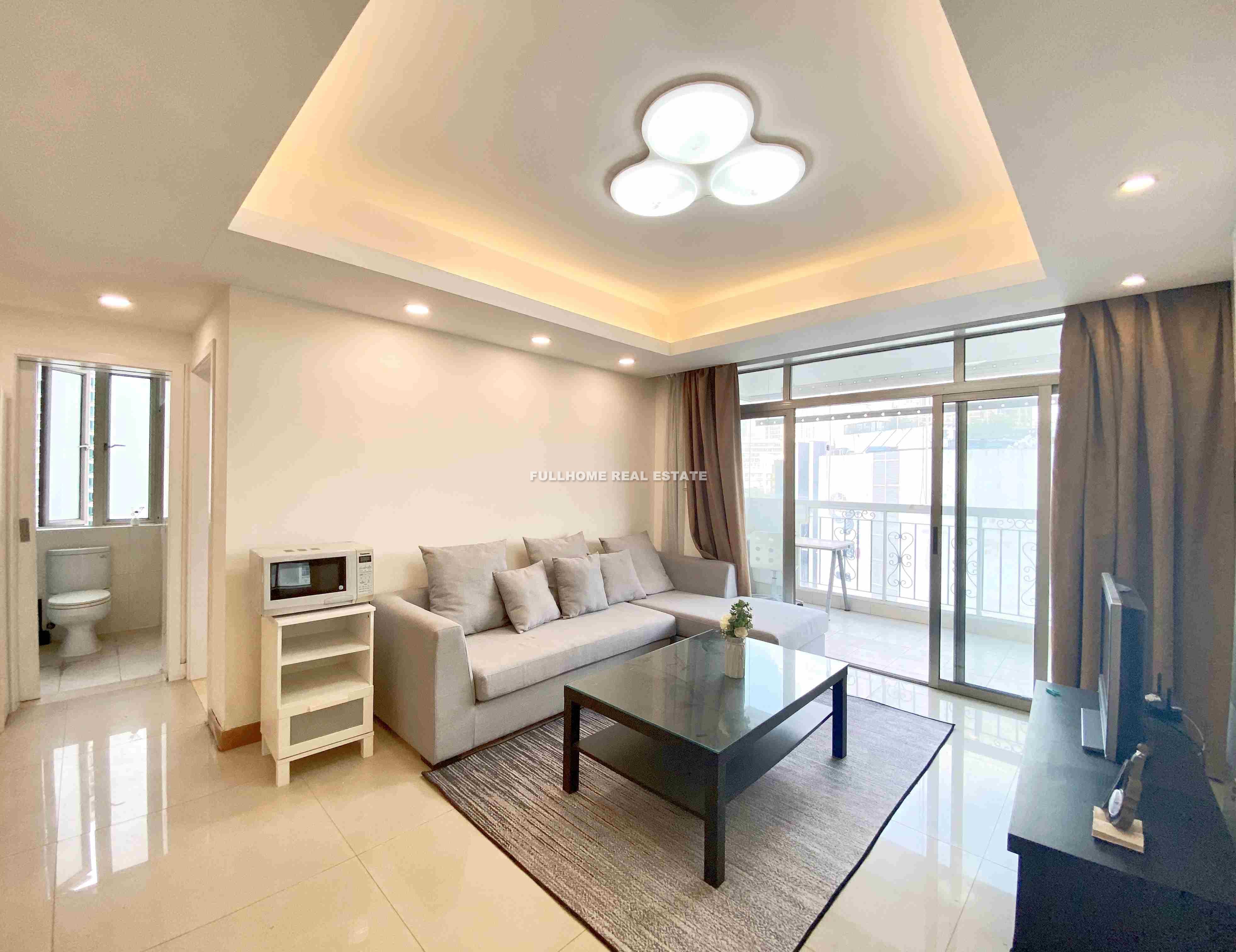 Louis Triumph Palace - 2 bedroom apartment in Shanghai, Zhongshan Park, Downtown