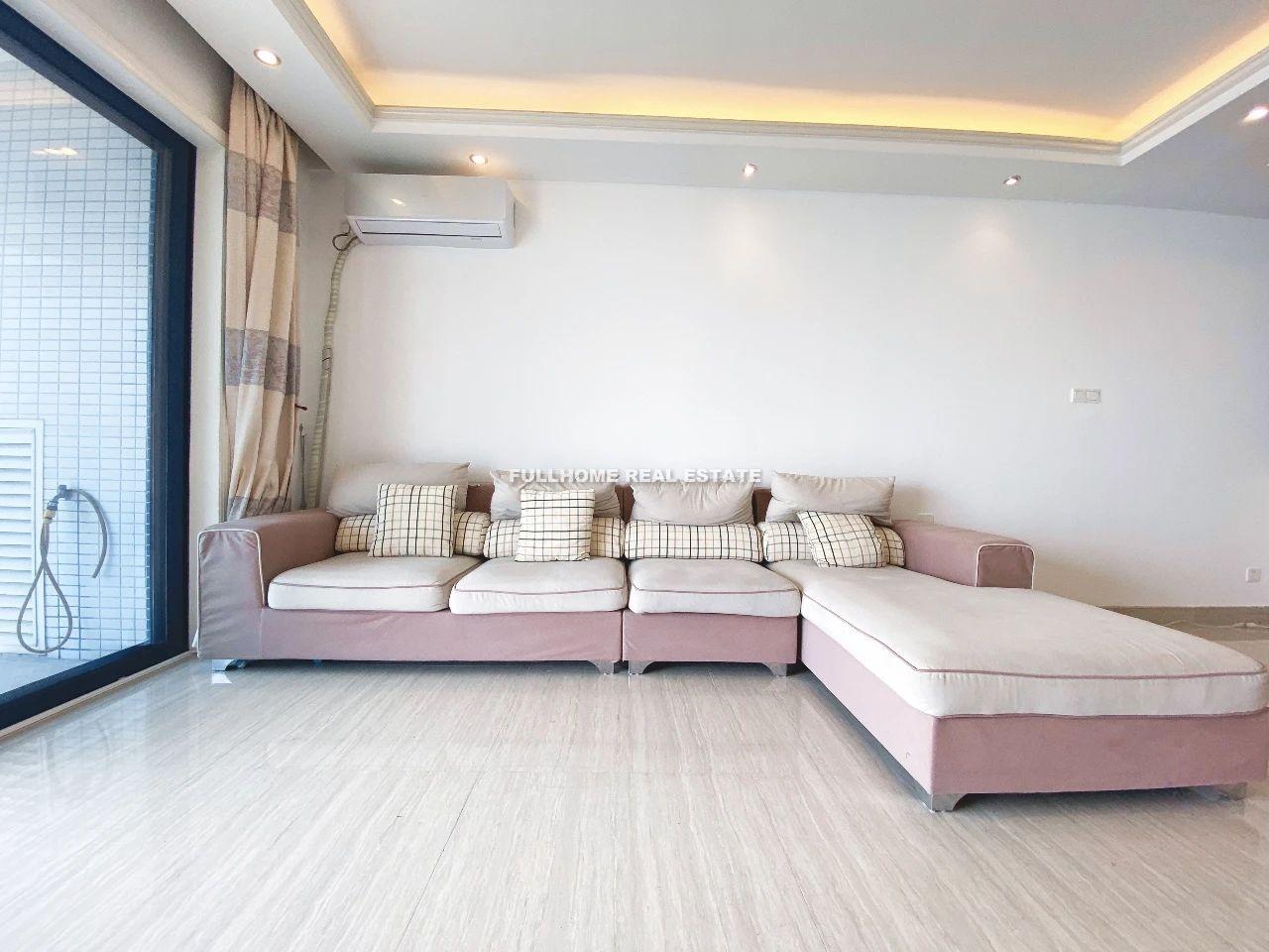 Peninsula Phase I - 4 bedroom apartment in Shenzhen, Nanshan Disrtict