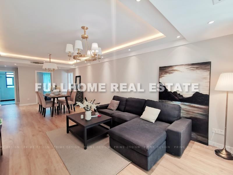 The Courtyards - 3 bedroom apartment in Shanghai, Jing An, Downtown